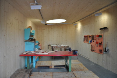 Holzbau-Schulen-Oeffentliche-Bauten-04-Robi-Volta-Basel-003