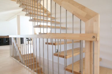 Treppenausstattung aus Holz - Holzbau - Holzhaus - Holzsystembau - PM Mangold