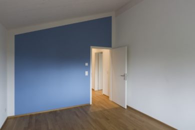 blaue Holzwand - Holzbau - Holzhaus - Holzsystembau - PM Mangold